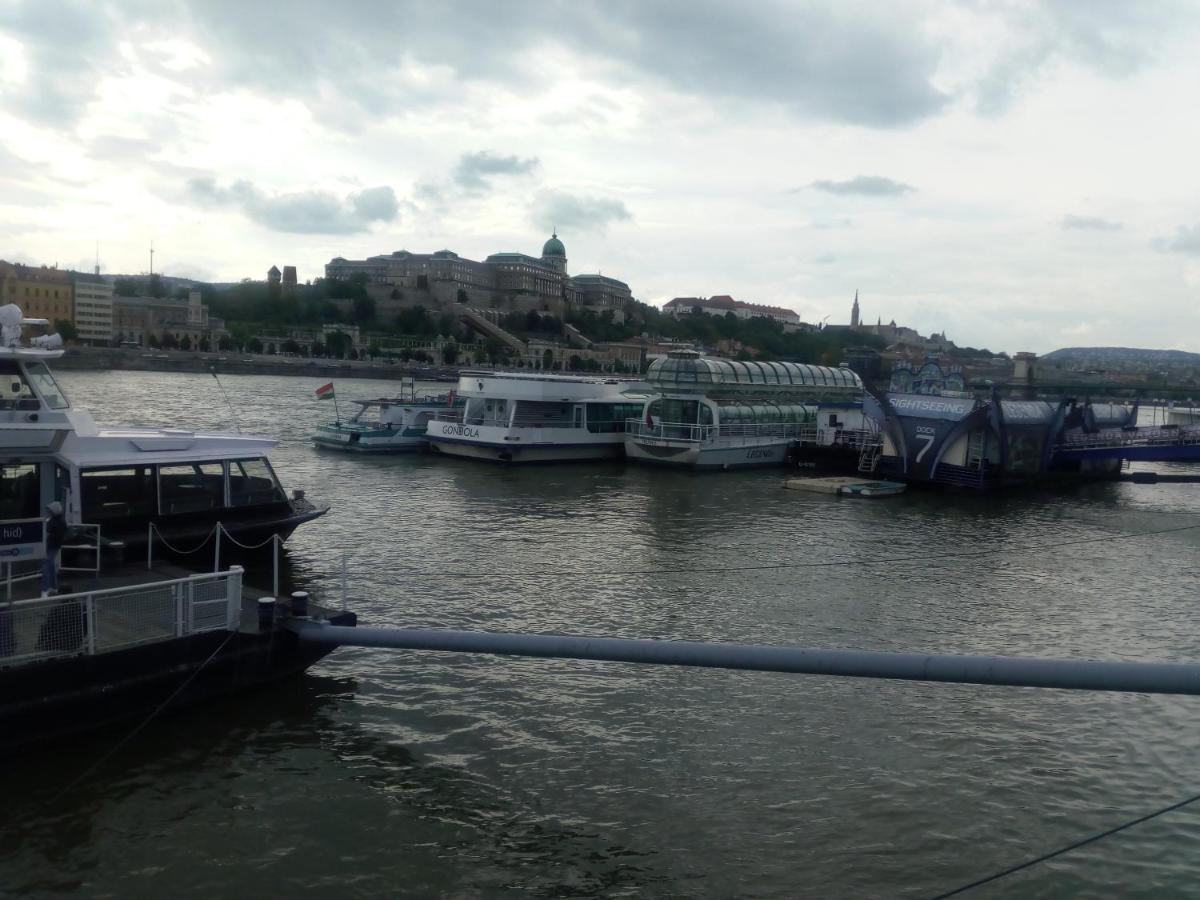 Budapest Central Apartment ภายนอก รูปภาพ