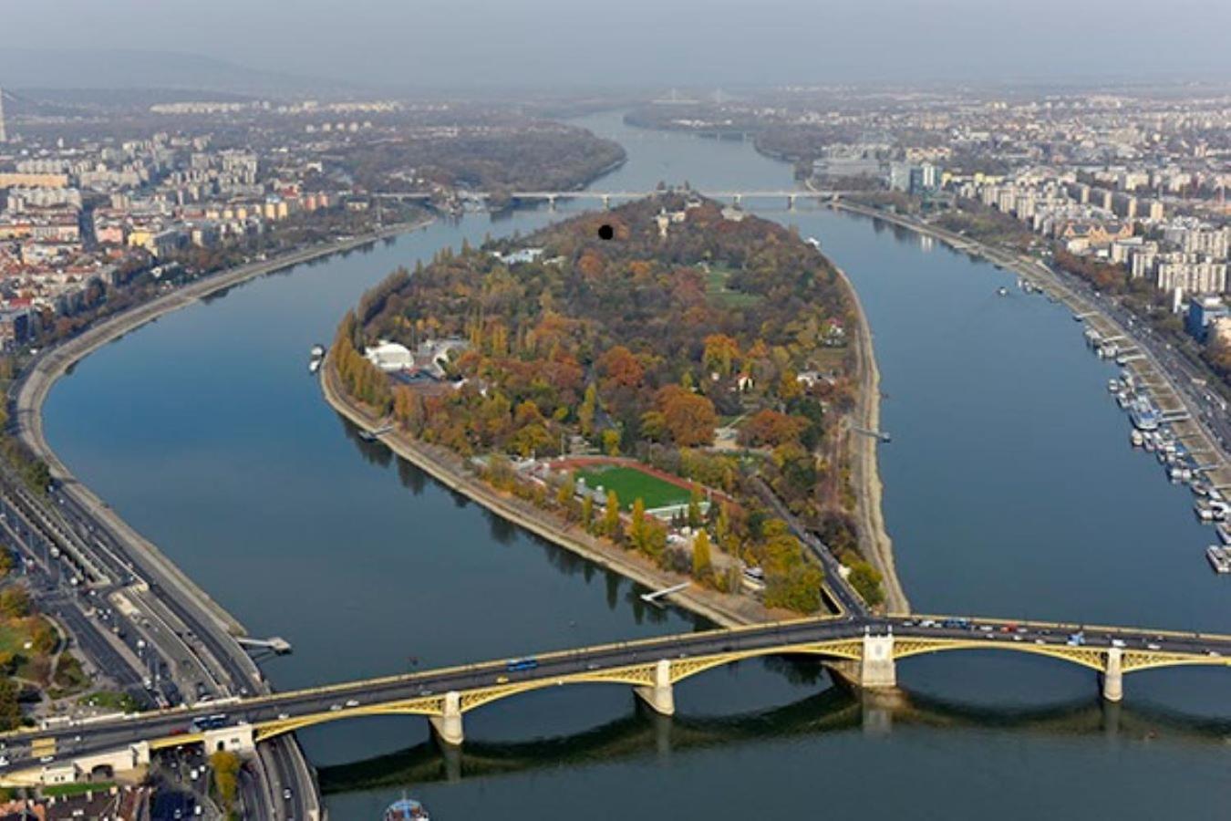 Budapest Central Apartment ภายนอก รูปภาพ